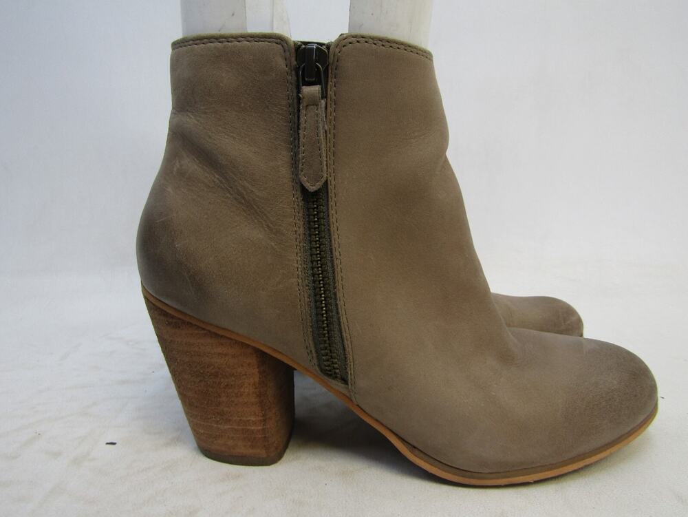 BP Womens Size 8.5 M Brown Leather Zip Ankle Fashion Boots Bootie